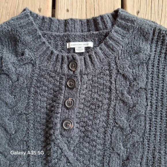 American Eagle Womens Navy Cable Knit Sweater Crewneck Button Detail Size M - Picture 1 of 5